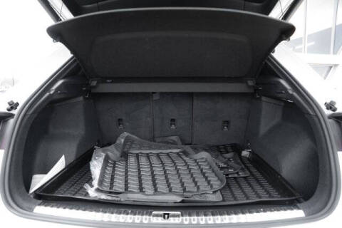 2022 Audi Q3 quattro S line Prem Plus 45 TFSI