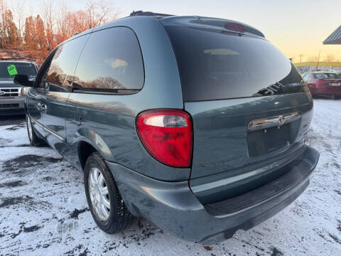 2006 Chrysler Town and Country Touring
