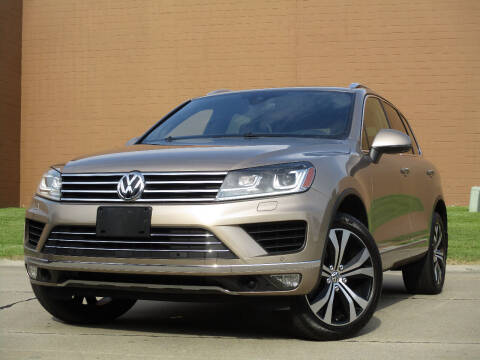 2017 Volkswagen Touareg for sale at Autohaus in Royal Oak MI