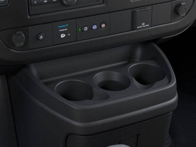 2025 GMC Savana 2500