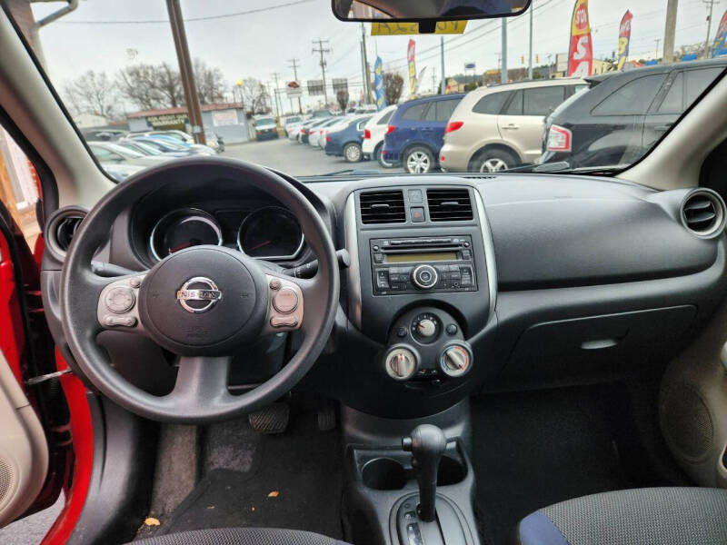 2012 Nissan Versa 1.6 SL