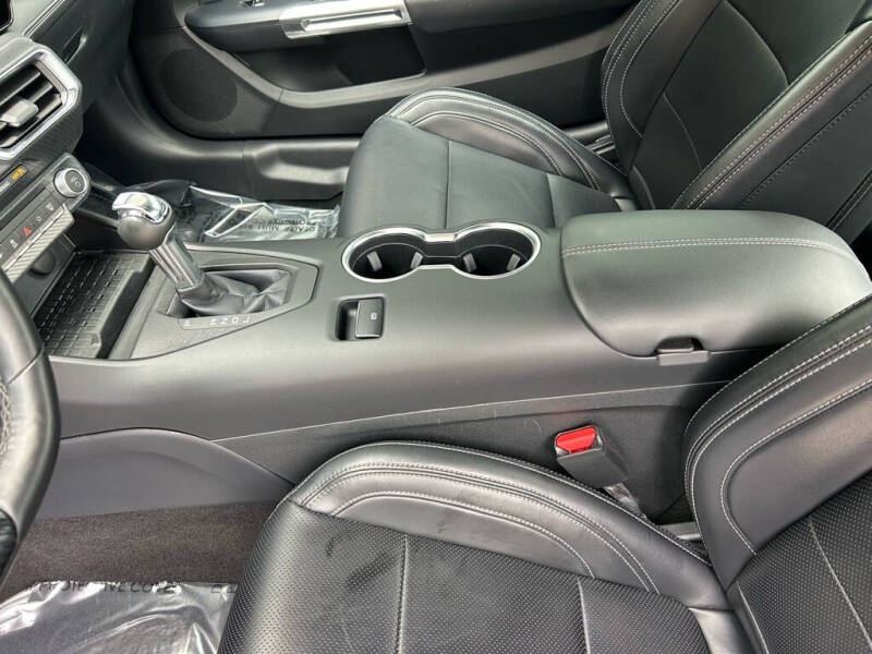 2024 Ford Mustang EcoBoost Premium