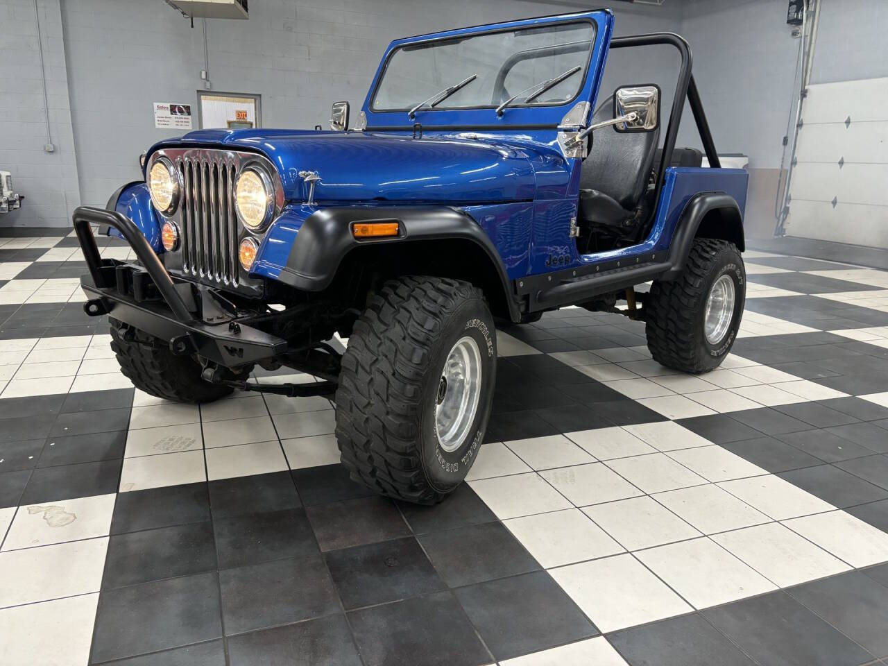 1985 Jeep CJ-7 12