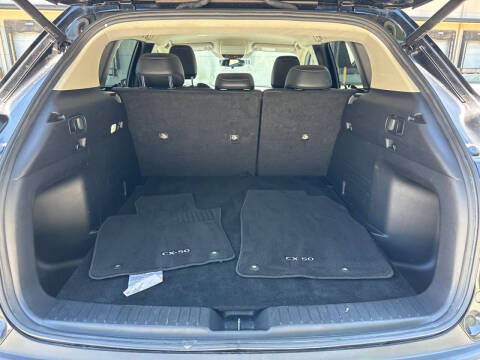 2024 Mazda CX-50 2.5 S Preferred