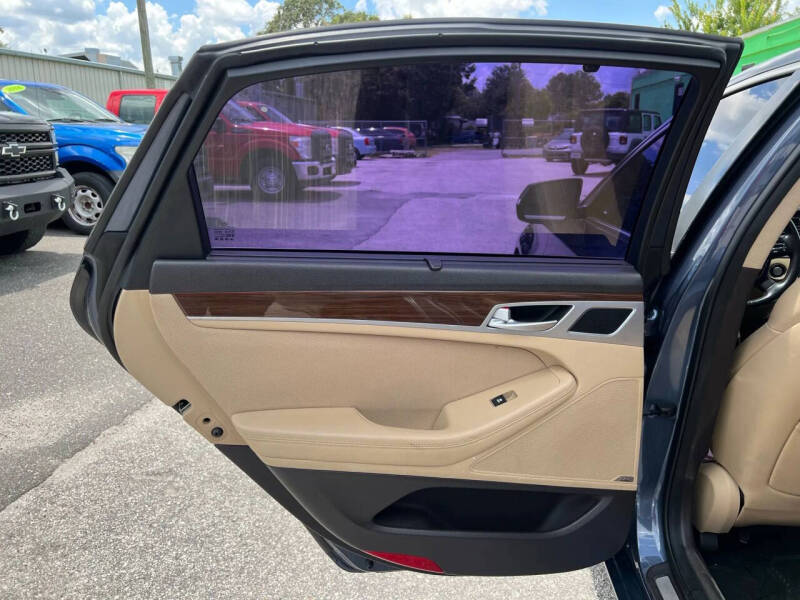 2015 Hyundai Genesis