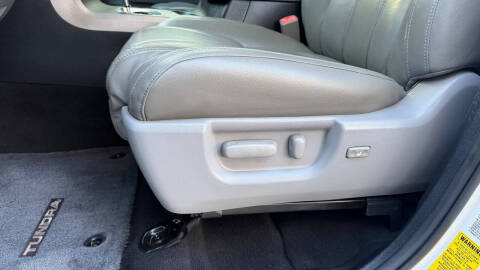 2012 Toyota Tundra Grade