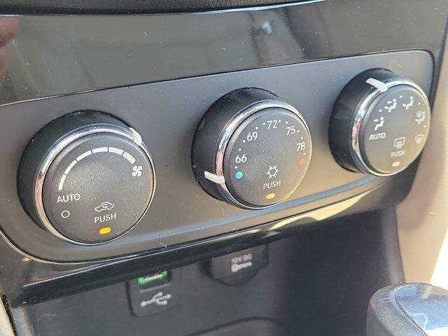 2013 Chrysler 200 Limited