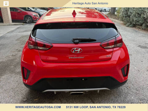 2019 Hyundai Veloster