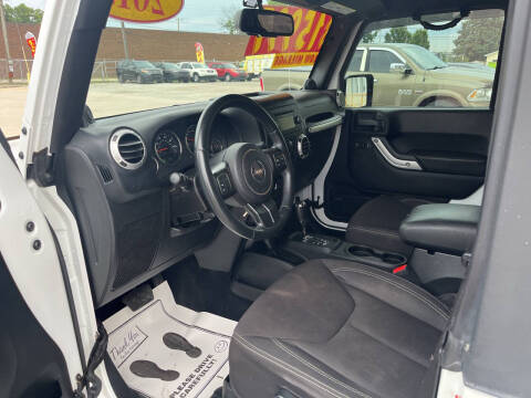 2013 Jeep Wrangler Sahara