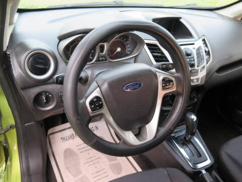 2011 Ford Fiesta SE