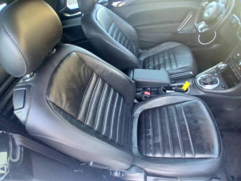 2014 Volkswagen Beetle Convertible R-Line PZEV