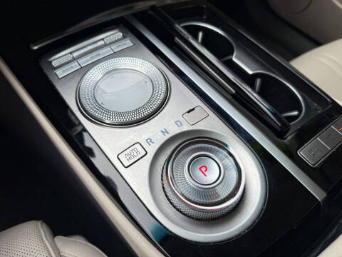 2022 Genesis G80