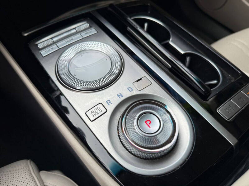 2022 Genesis G80