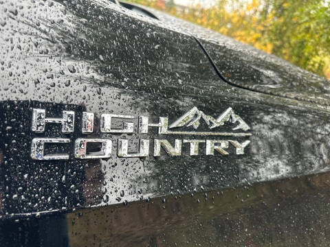 2023 Chevrolet Suburban High Country