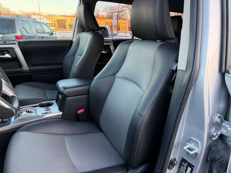 2014 Toyota 4Runner SR5