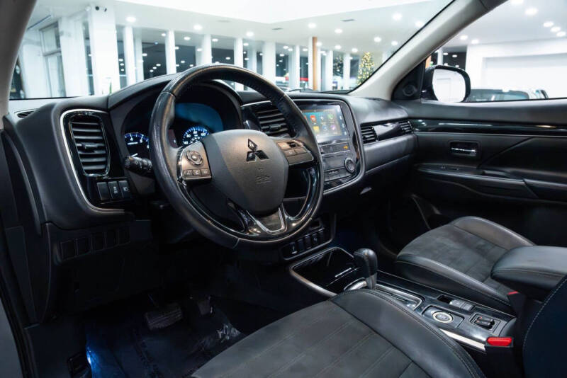 2019 Mitsubishi Outlander SE