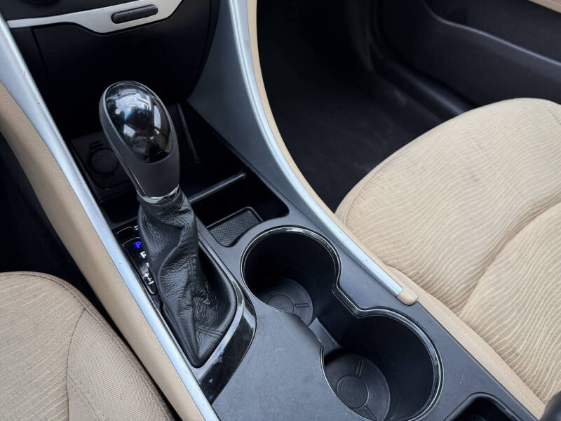 2012 Hyundai Sonata Hybrid