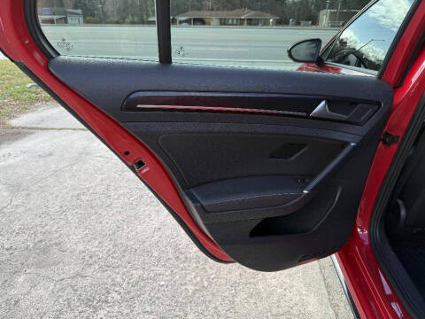 2019 Volkswagen Golf R 4Motion