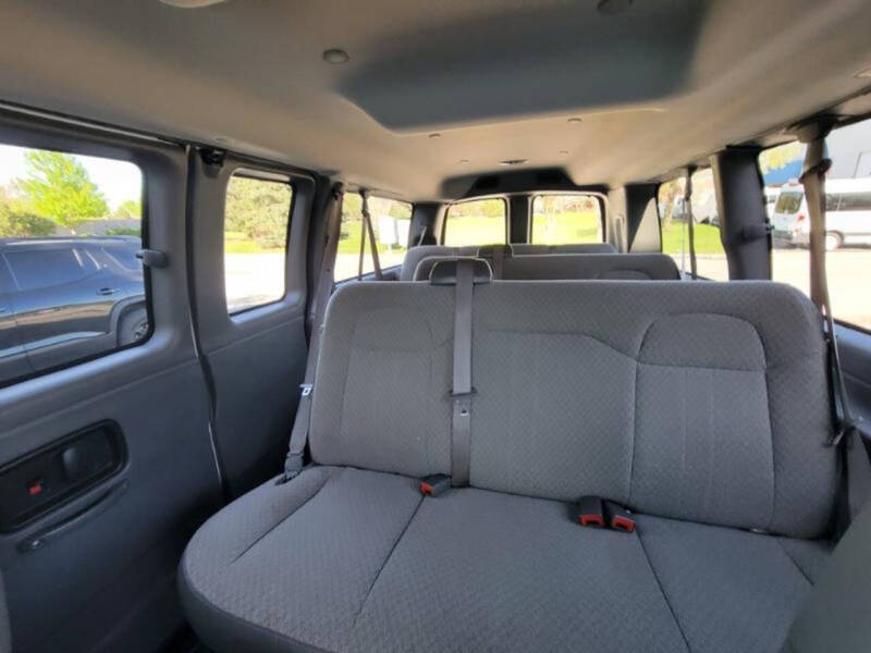 2018 Chevrolet Express LS 3500