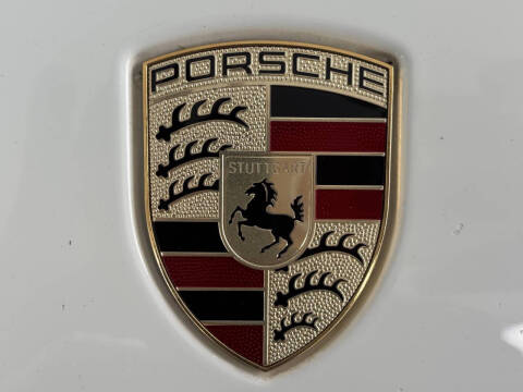 2017 Porsche Cayenne Platinum Edition