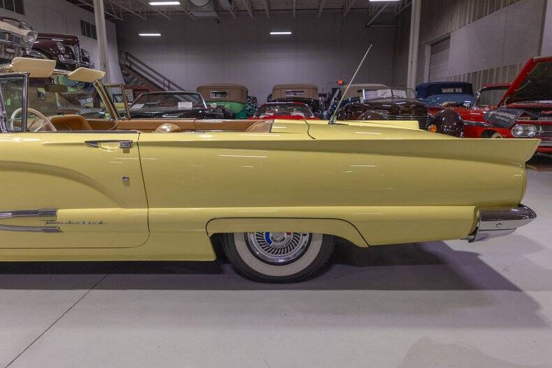 1959 Ford Thunderbird