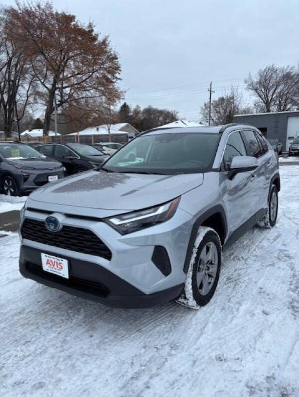 2024 Toyota RAV4 Hybrid XLE