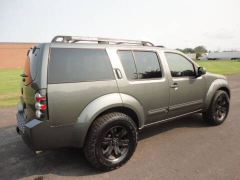 2007 Nissan Pathfinder LE
