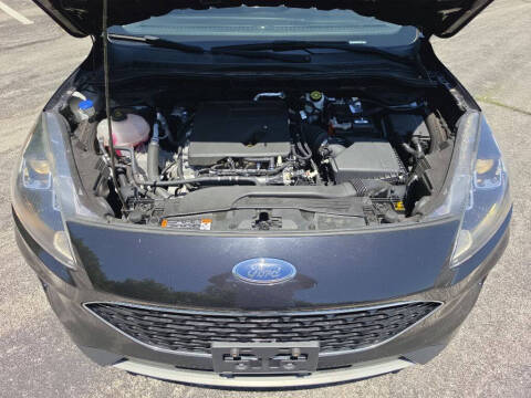 2020 Ford Escape SEL