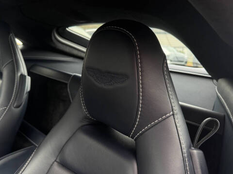 2020 Aston Martin Vantage