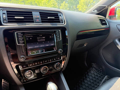 2017 Volkswagen Jetta 2.0T GLI