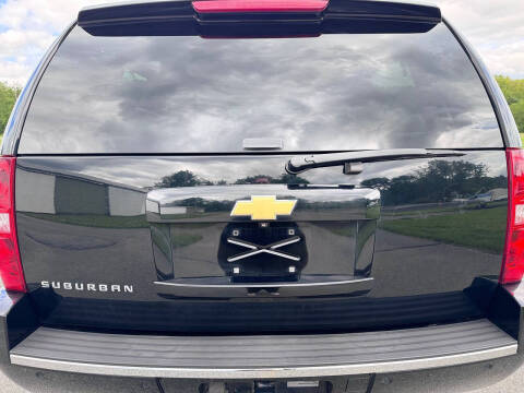 2014 Chevrolet Suburban LTZ