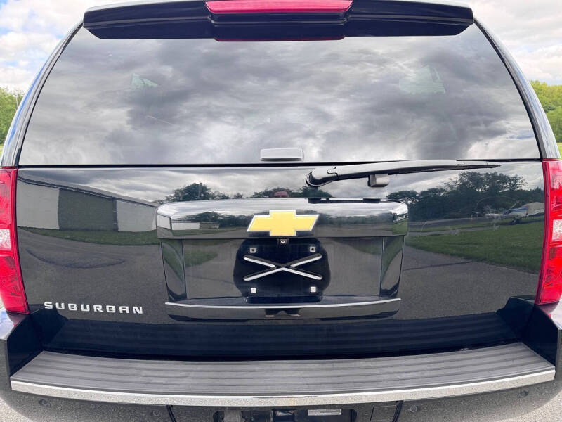 2014 Chevrolet Suburban LTZ