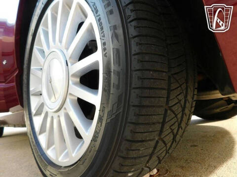 2004 Ford Thunderbird Deluxe