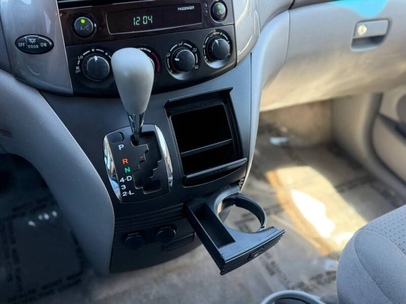2006 Toyota Sienna