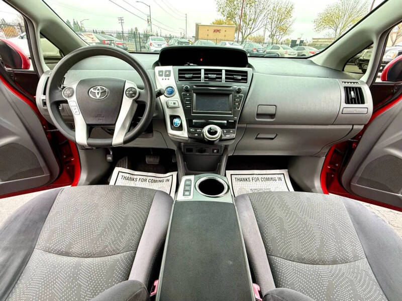 2012 Toyota Prius v
