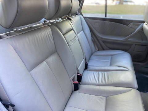 2000 Mercedes-Benz E-Class E 320