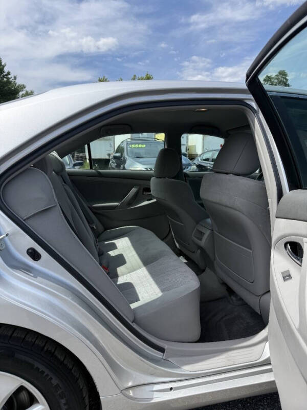 2011 Toyota Camry LE