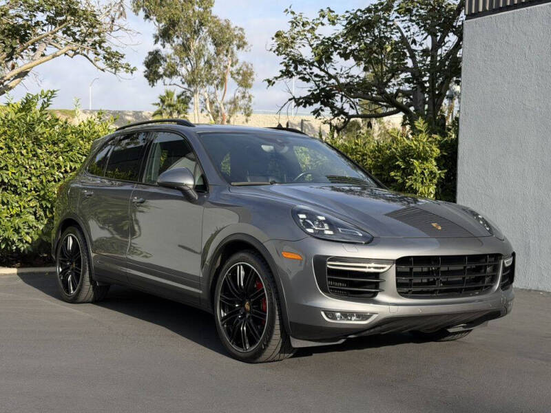 2017 Porsche Cayenne Turbo