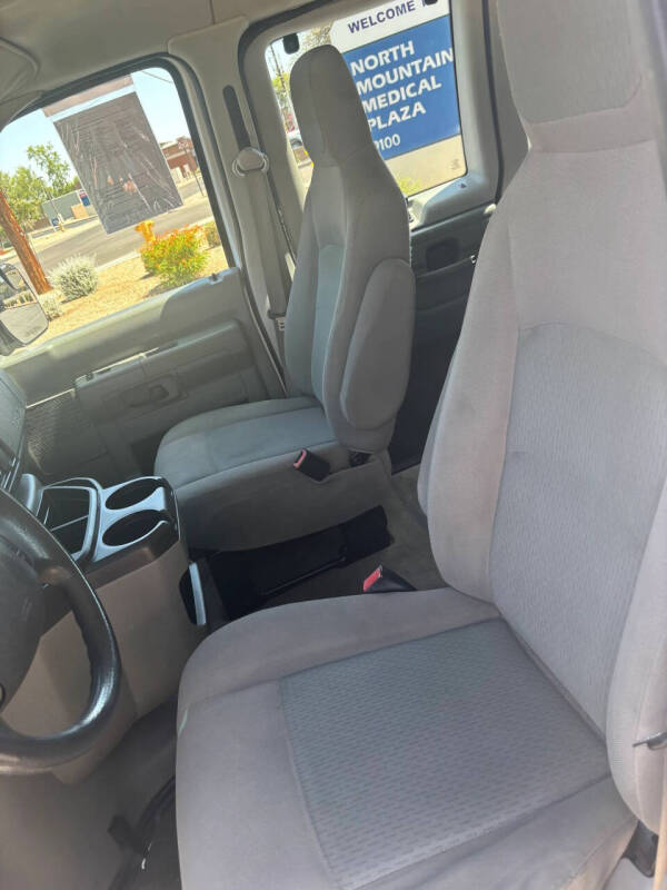 2014 Ford E-Series