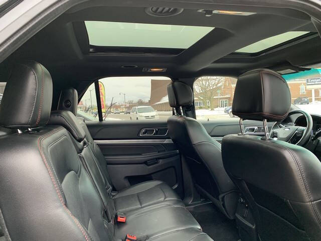 2016 Ford Explorer Sport