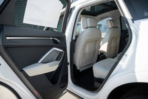 2025 Audi Q3 quattro S line Premium 45 TFSI