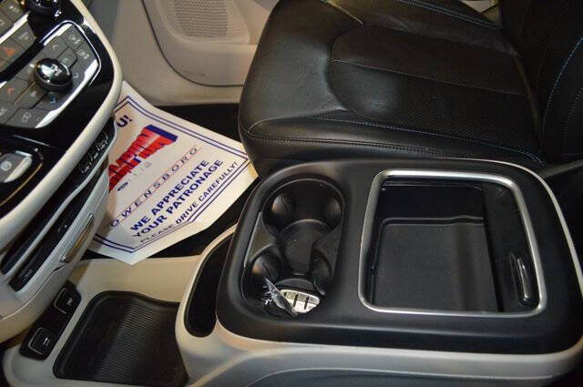 2021 Chrysler Pacifica Touring L