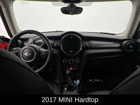 2017 MINI Hardtop 2 Door Cooper