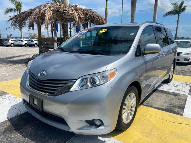 2011 Toyota Sienna for sale at D&S Auto Sales, Inc in Melbourne FL