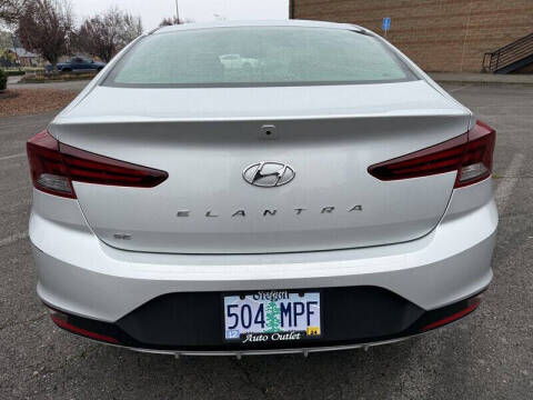 2020 Hyundai Elantra SE