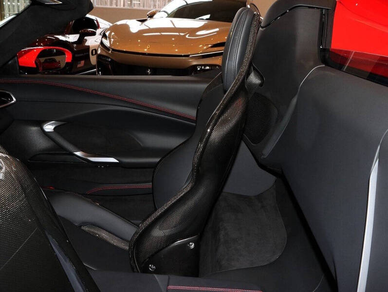 2024 Ferrari 296 GTS