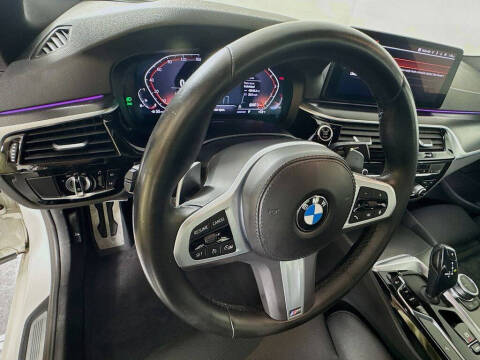 2022 BMW 5 Series 530i