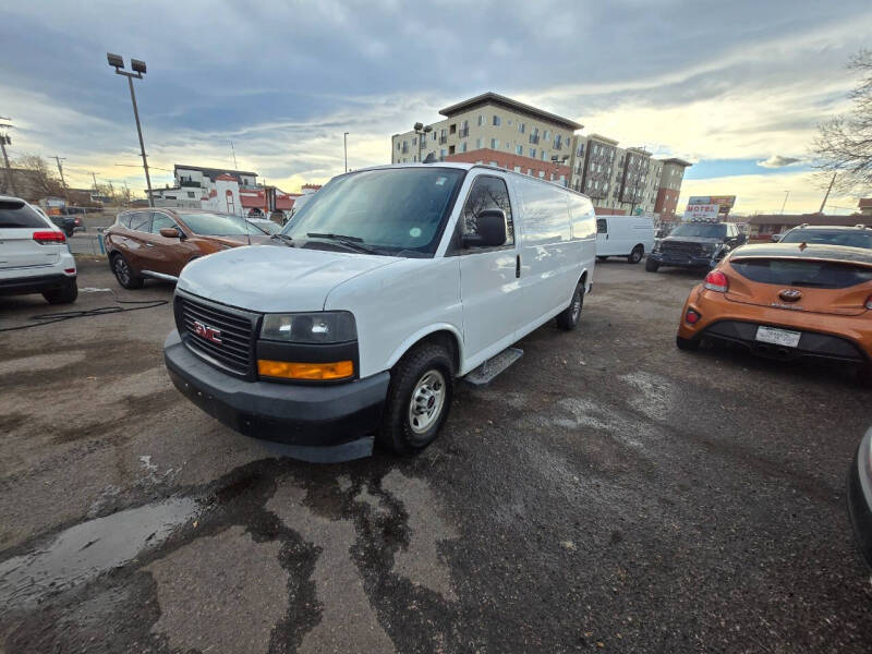 2019 GMC Savana Cargo Work Van's photo