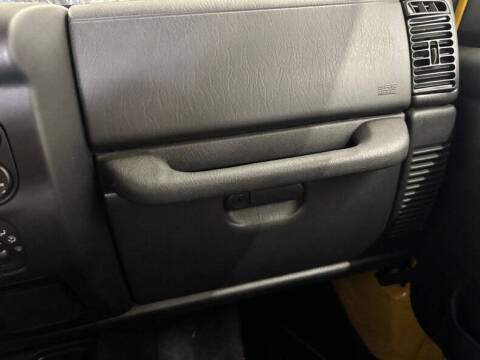 2004 Jeep Wrangler X
