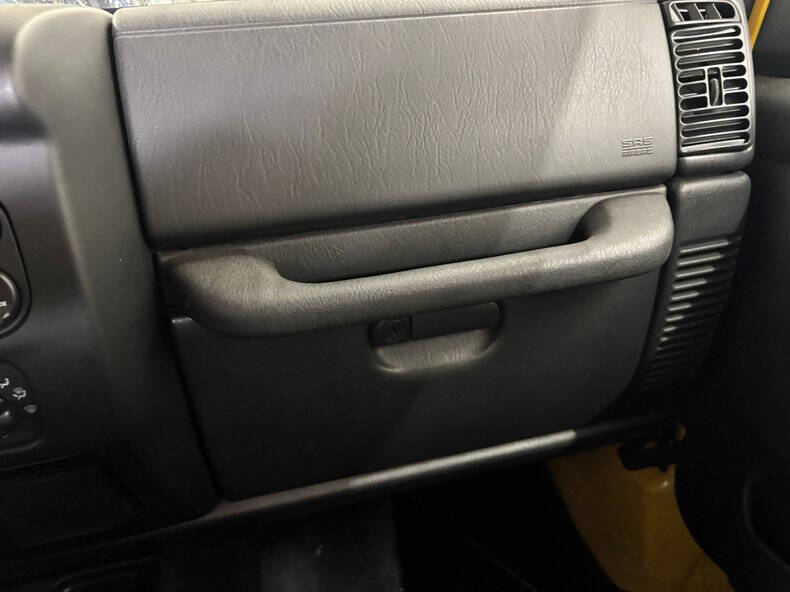 2004 Jeep Wrangler X